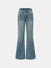 Mid-Rise Flare Jean